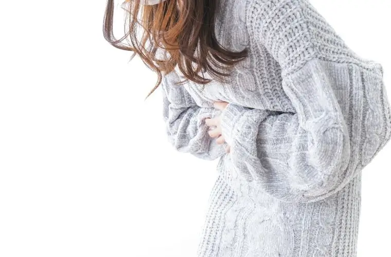 お腹が痛い女性｜お腹タイプ別・腸活サプリの選び方と注意点｜40代女性のための失敗しないガイド