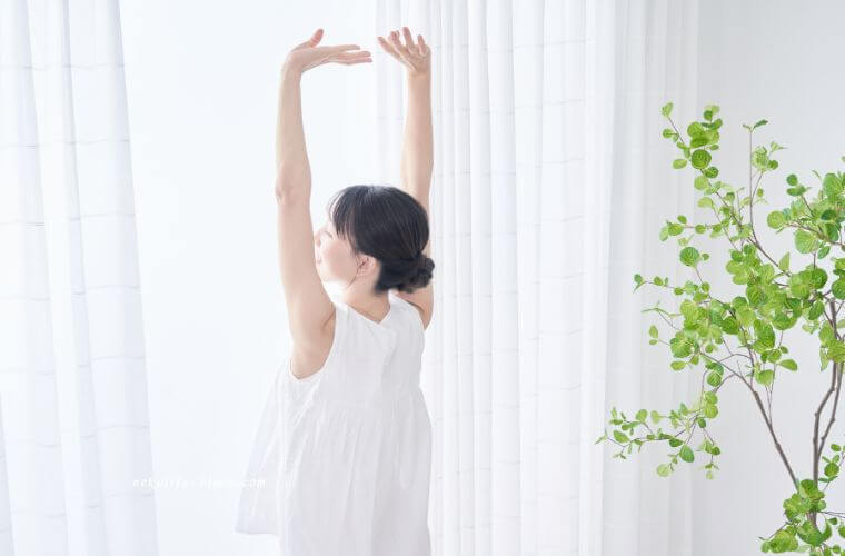 気持ちいい朝の目覚めアロマディフューザーの使い方｜何滴？広さ別目安と失敗しない選び方