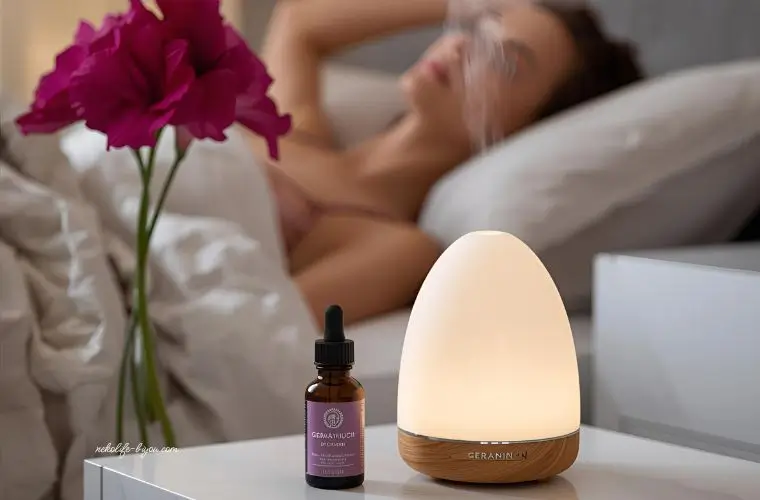 女性ホルモンの波を整える夜のアロマ習慣｜更年期・PMS・心の揺らぎに寄り添う香り