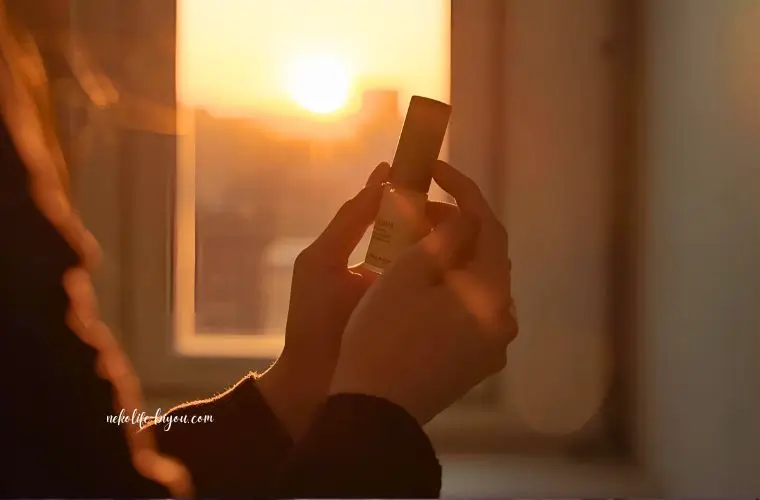 アロマ 頭痛 効果｜緊張をやわらげる香りとロールオン活用法