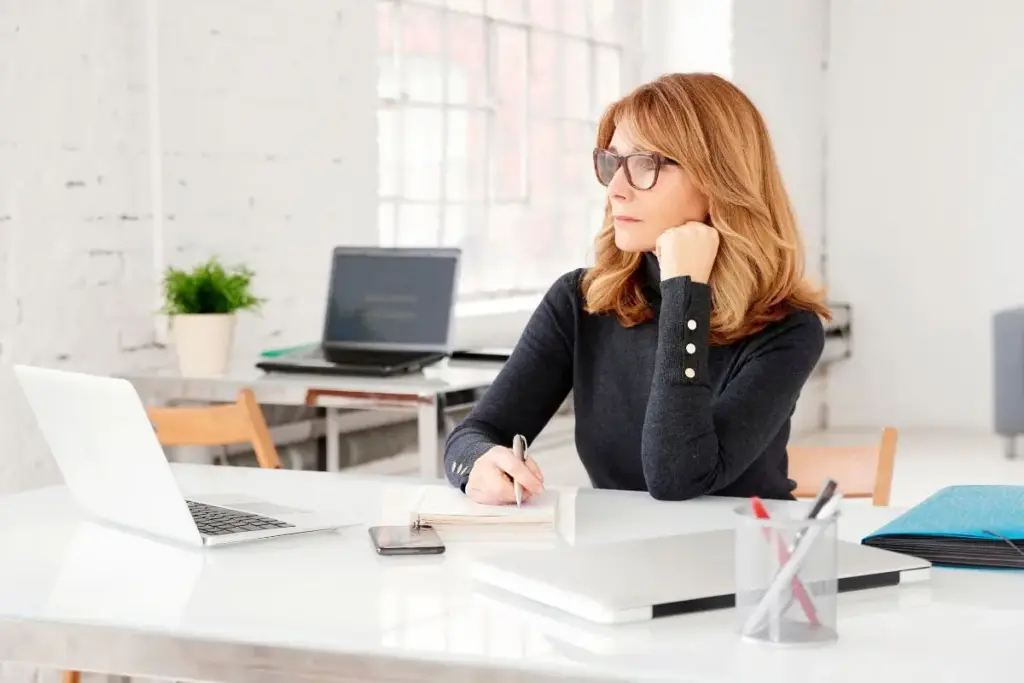 休んでいるのに疲れが取れない理由｜心と神経の切り替えができていないサイン